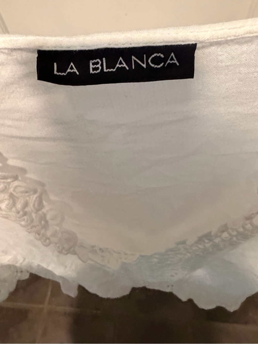 La Blanca White Crochet-Trim Beach Tunic - Picture 3 of 5